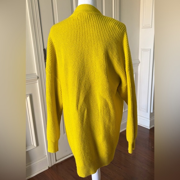 Aerie Vibrant Yellow/Green Oversized Women's Cardigan Size Small - Picture 4 of 6